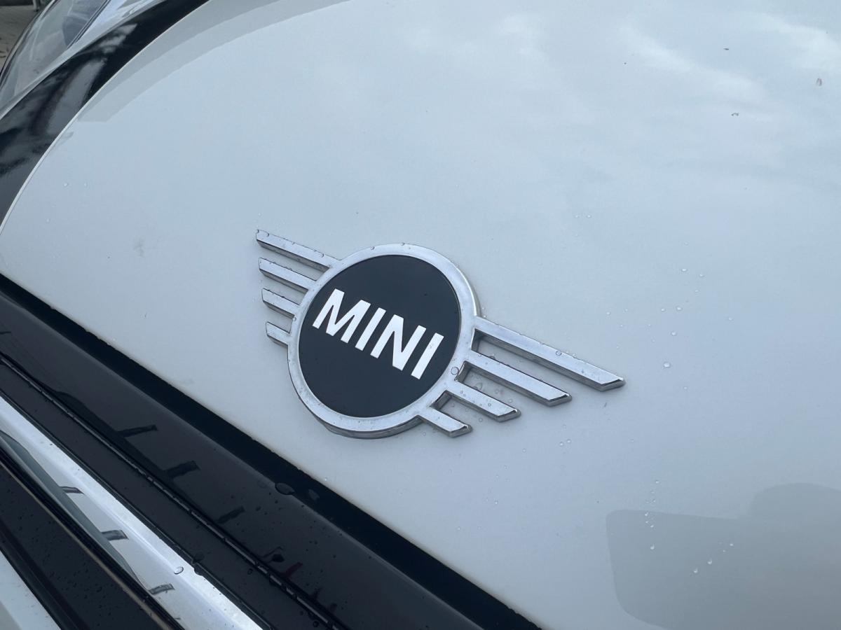 Originalaufnahme des Fahrzeugs