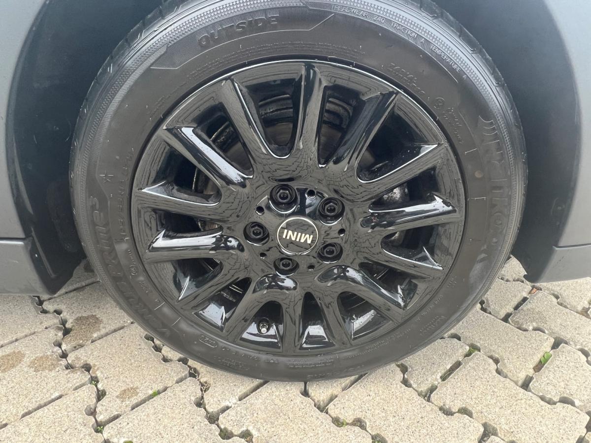 Originalaufnahme des Fahrzeugs