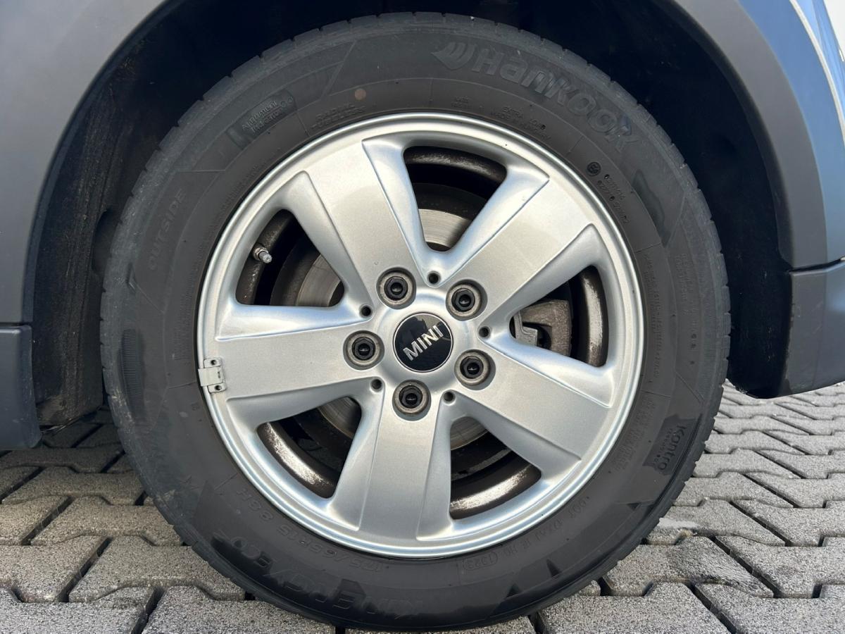 Originalaufnahme des Fahrzeugs Originalaufnahme des Fahrzeugs