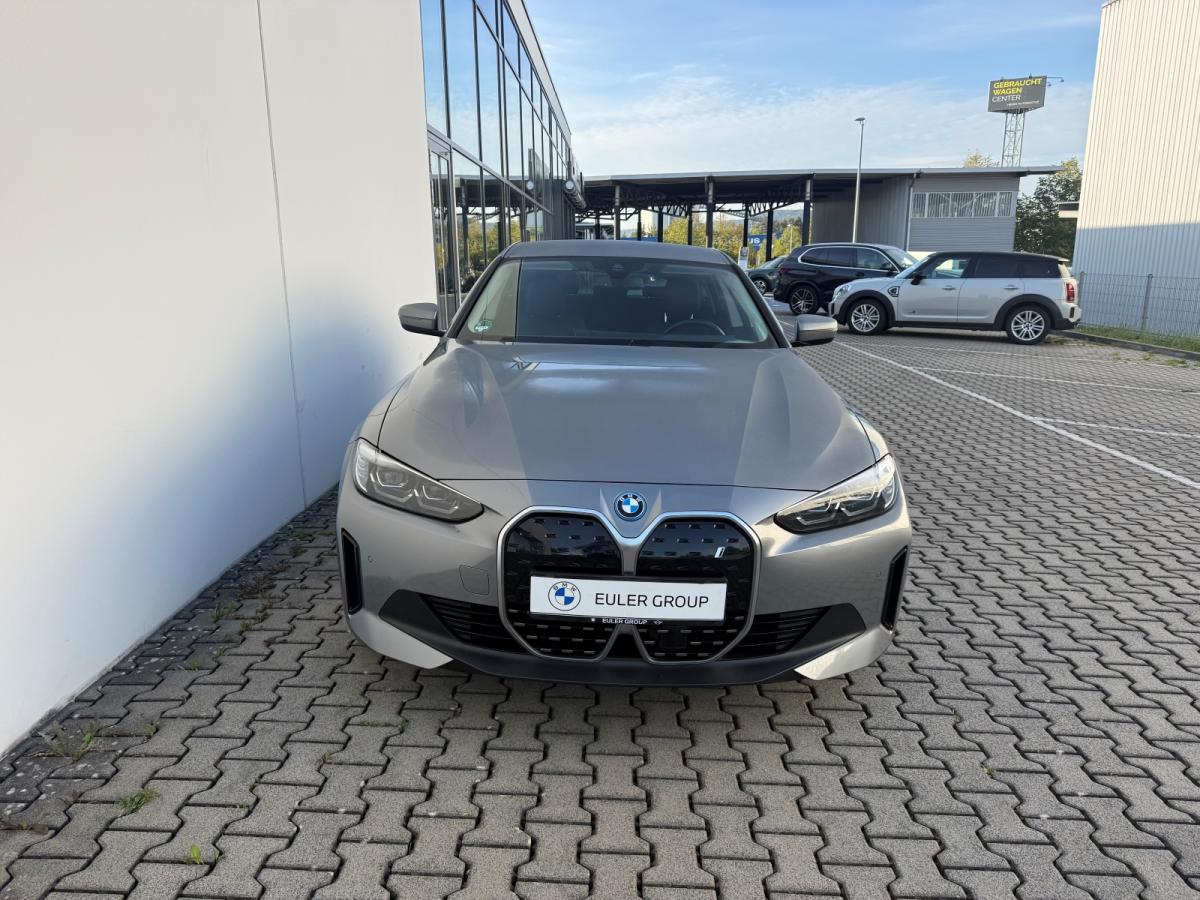 Originalaufnahme des Fahrzeugs