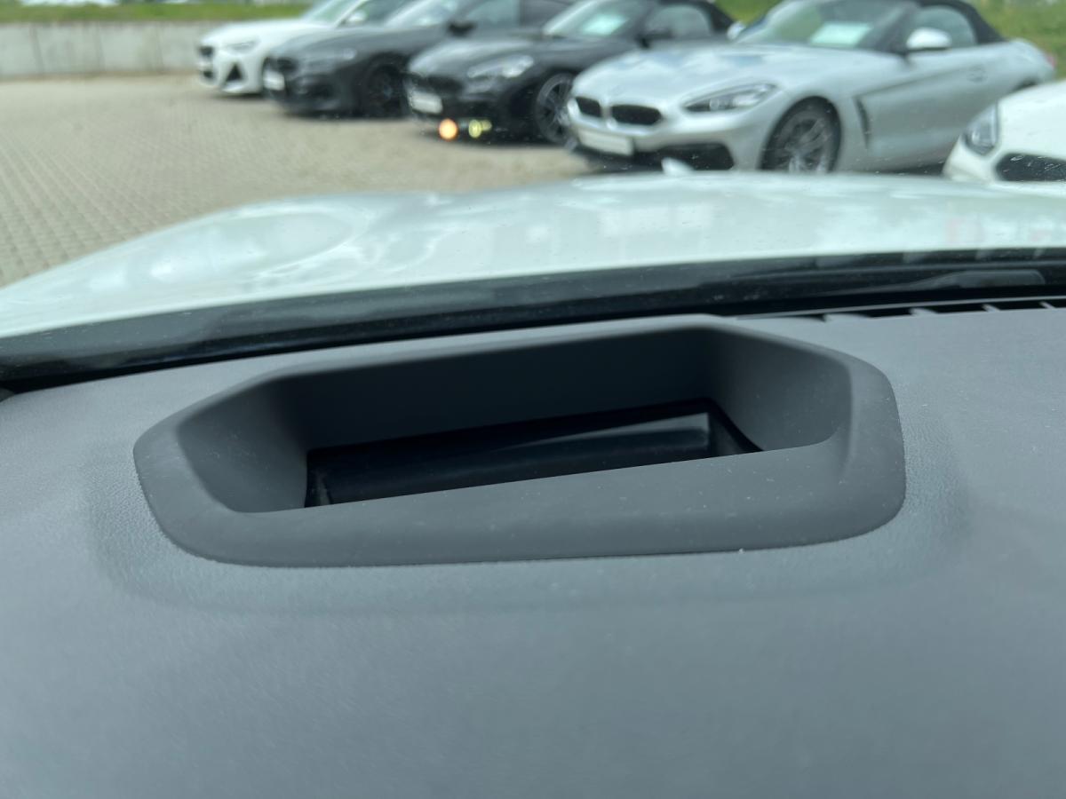 Originalaufnahme des Fahrzeugs Originalaufnahme des Fahrzeugs