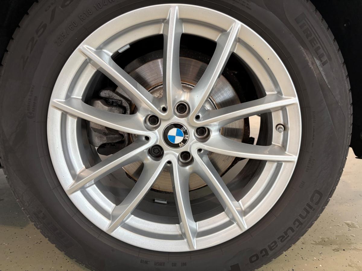 Originalaufnahme des Fahrzeugs Originalaufnahme des Fahrzeugs