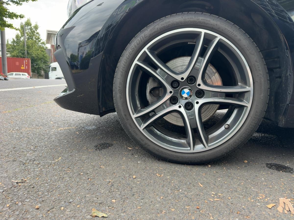 Originalaufnahme des Fahrzeugs Originalaufnahme des Fahrzeugs