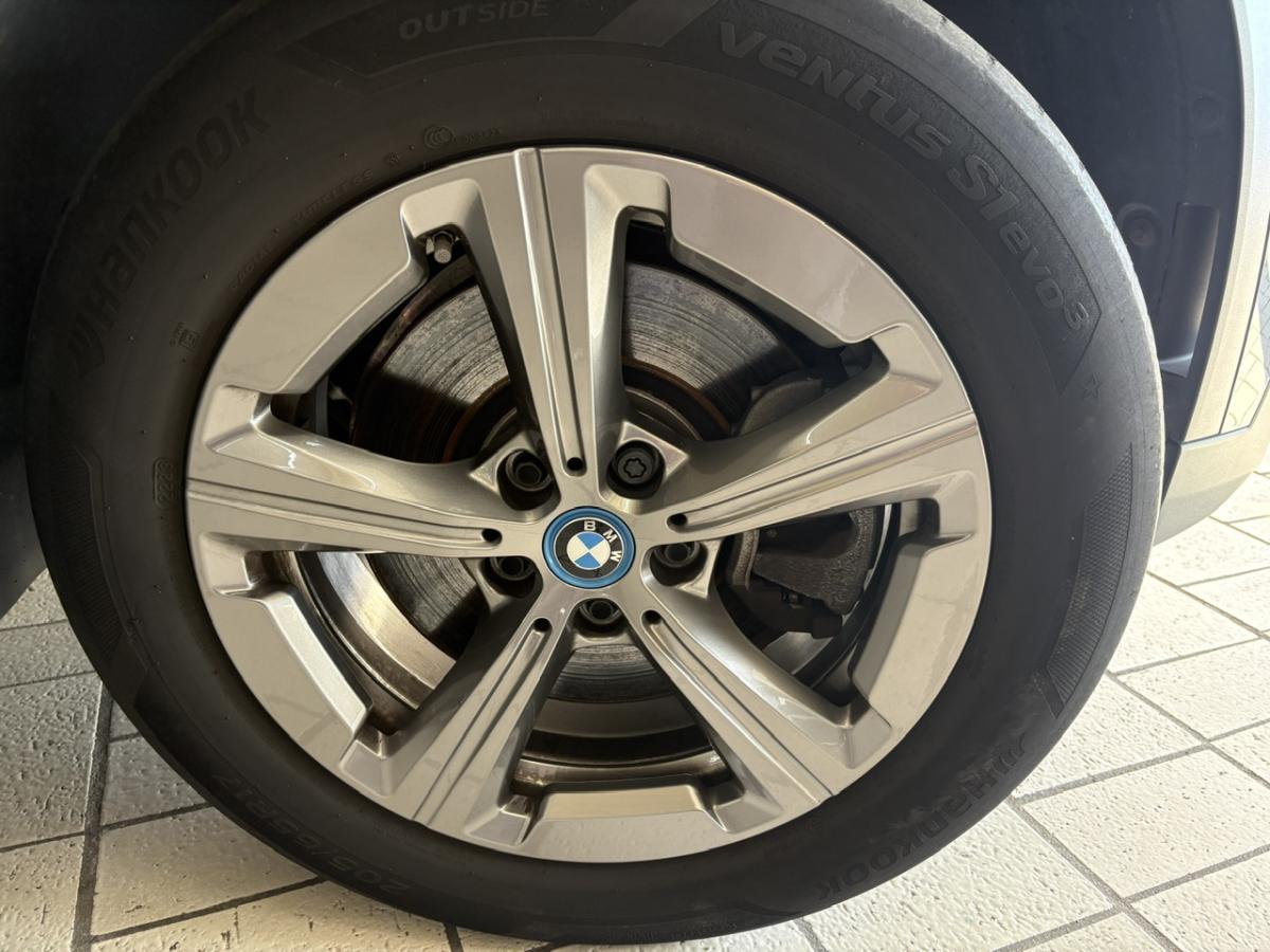 Originalaufnahme des Fahrzeugs