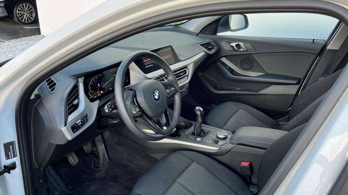 Originalaufnahme des Fahrzeugs Originalaufnahme des Fahrzeugs