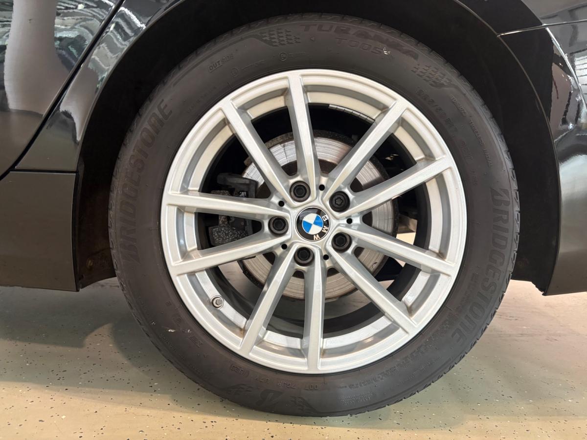 Originalaufnahme des Fahrzeugs
