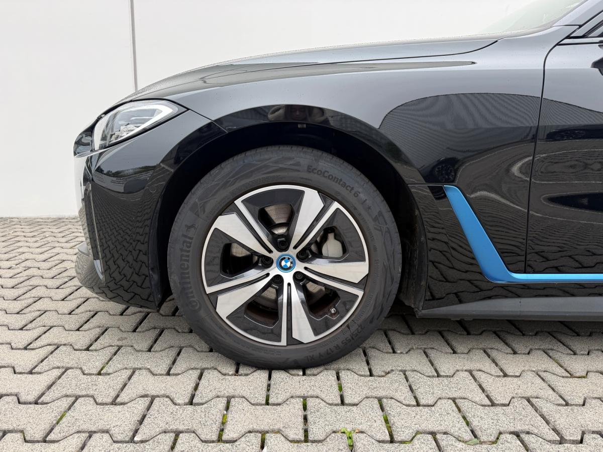 Originalaufnahme des Fahrzeugs