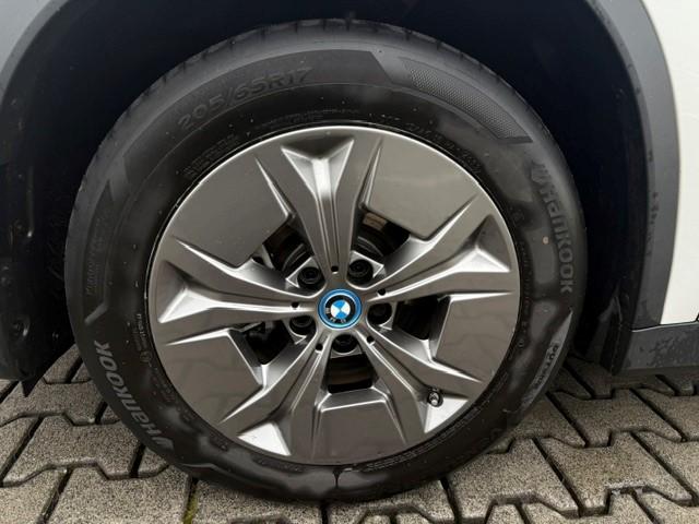 Originalaufnahme des Fahrzeugs Originalaufnahme des Fahrzeugs