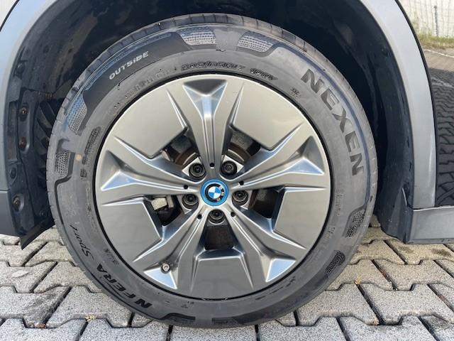 Originalaufnahme des Fahrzeugs Originalaufnahme des Fahrzeugs