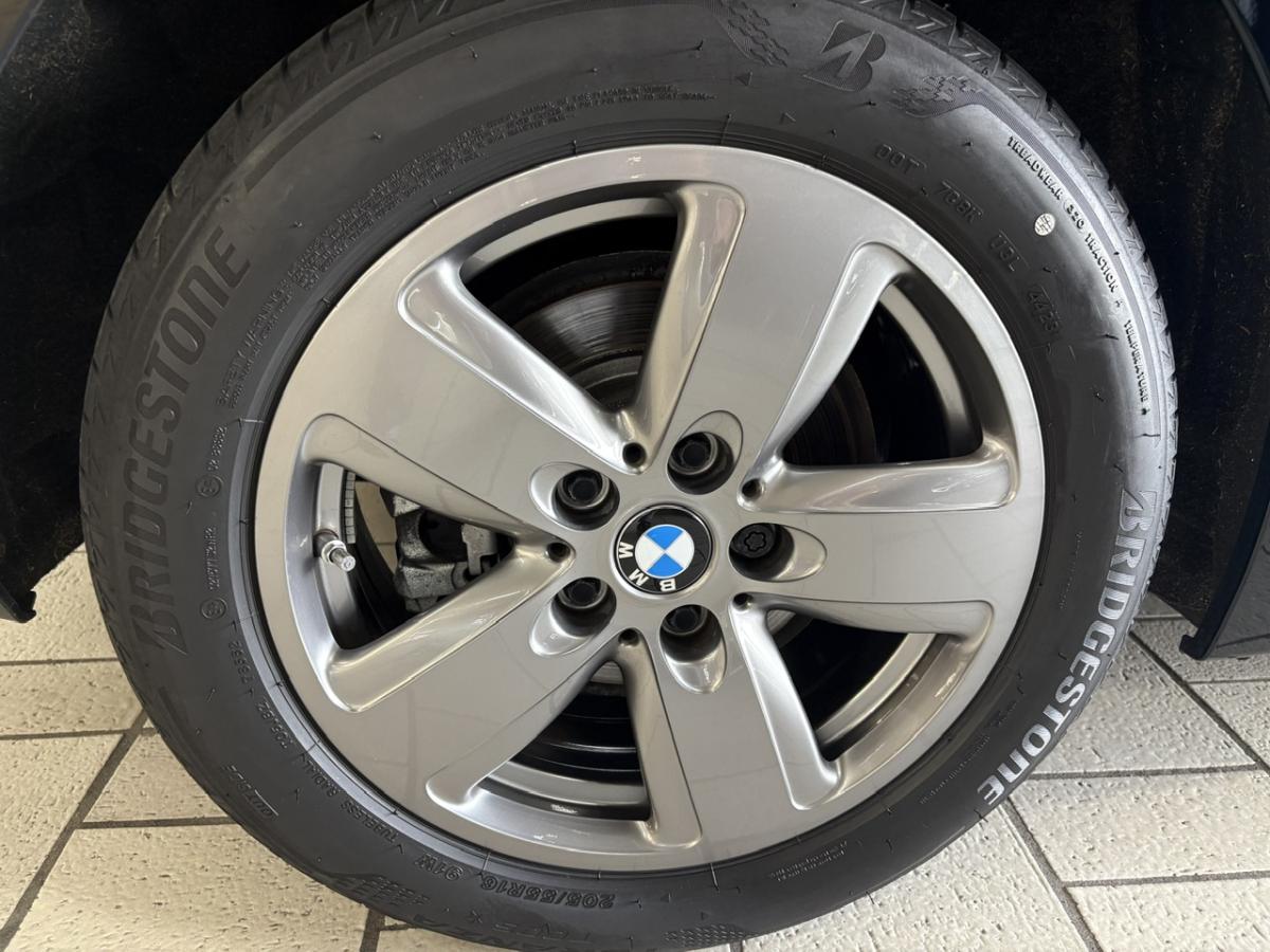 Originalaufnahme des Fahrzeugs
