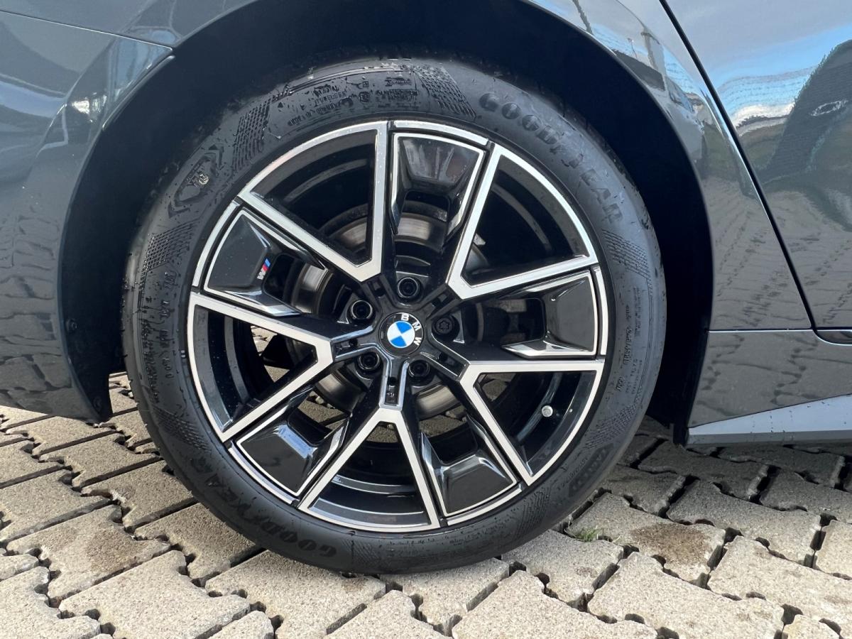 Originalaufnahme des Fahrzeugs