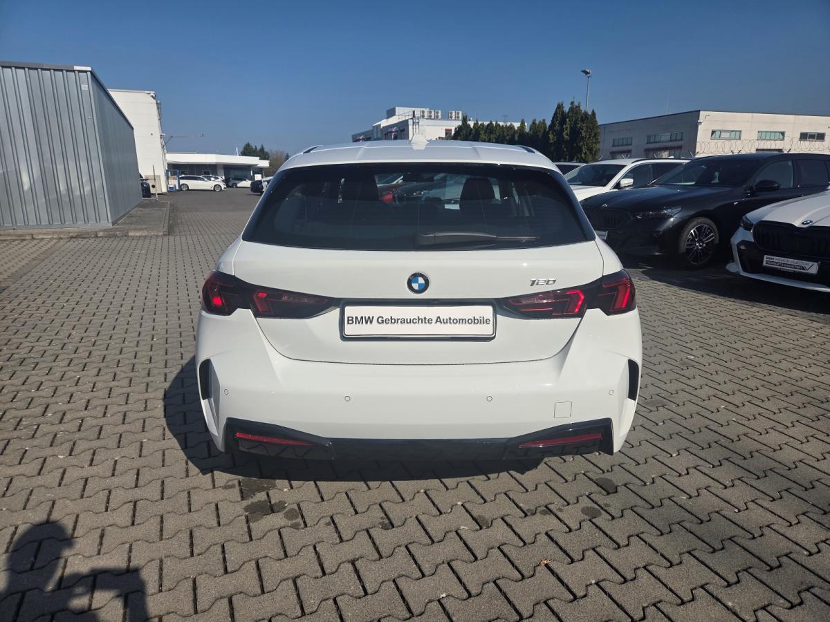 Originalaufnahme des Fahrzeugs Originalaufnahme des Fahrzeugs