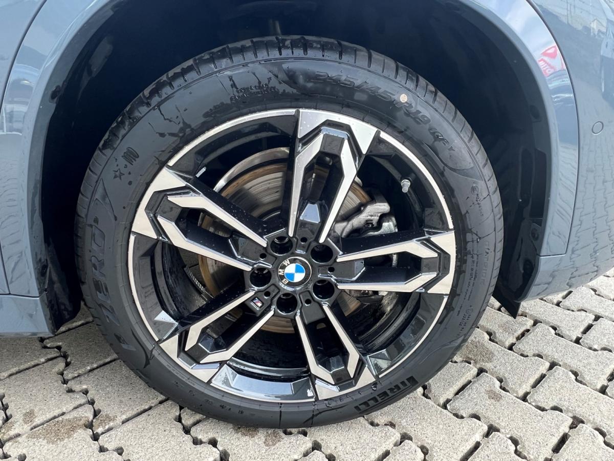 Originalaufnahme des Fahrzeugs