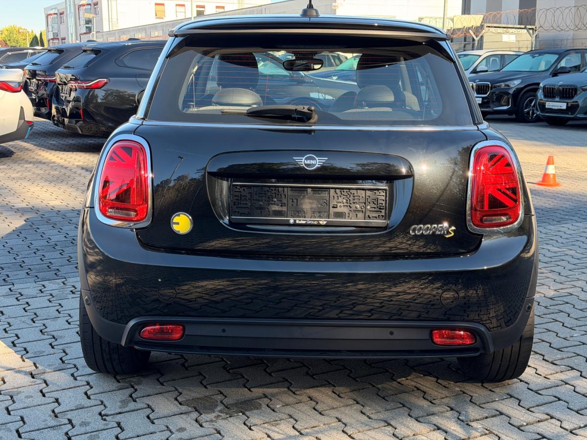 Originalaufnahme des Fahrzeugs