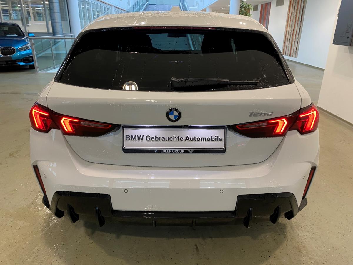 Originalaufnahme des Fahrzeugs Originalaufnahme des Fahrzeugs