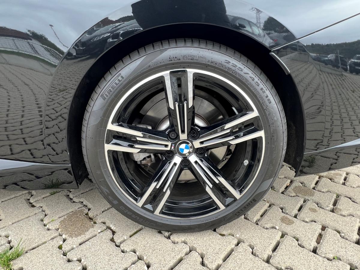 Originalaufnahme des Fahrzeugs