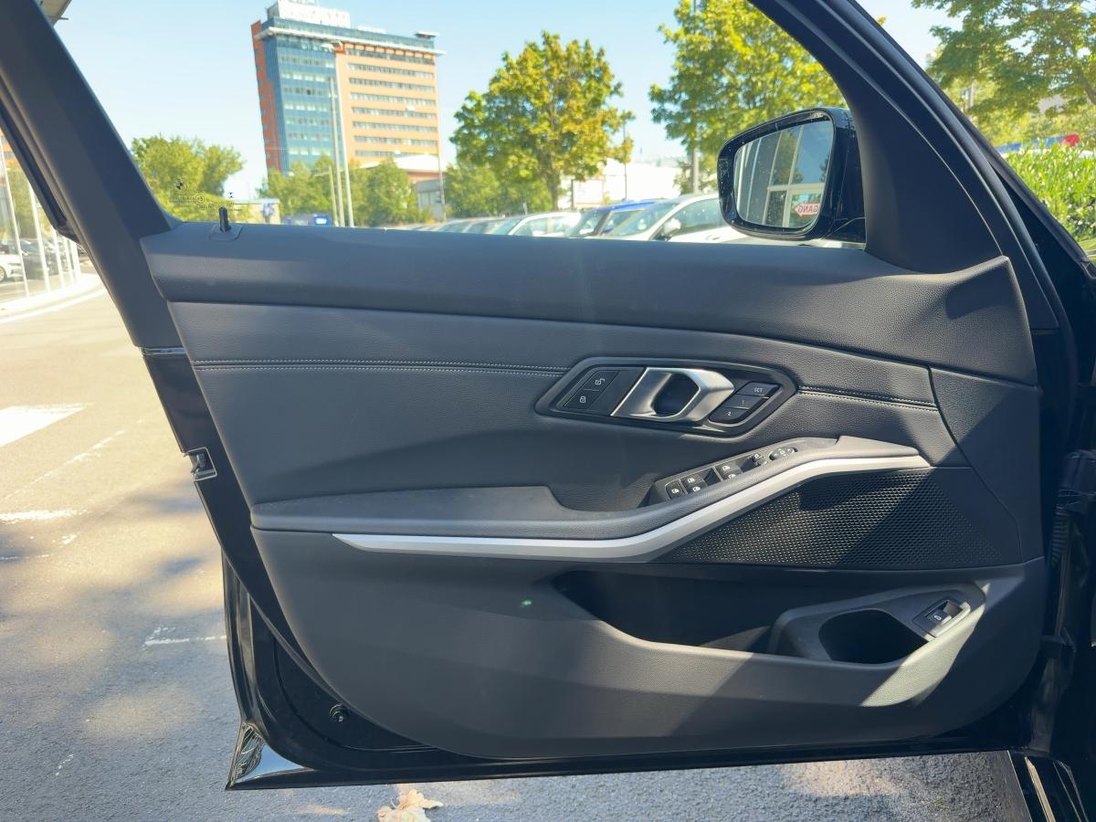Originalaufnahme des Fahrzeugs