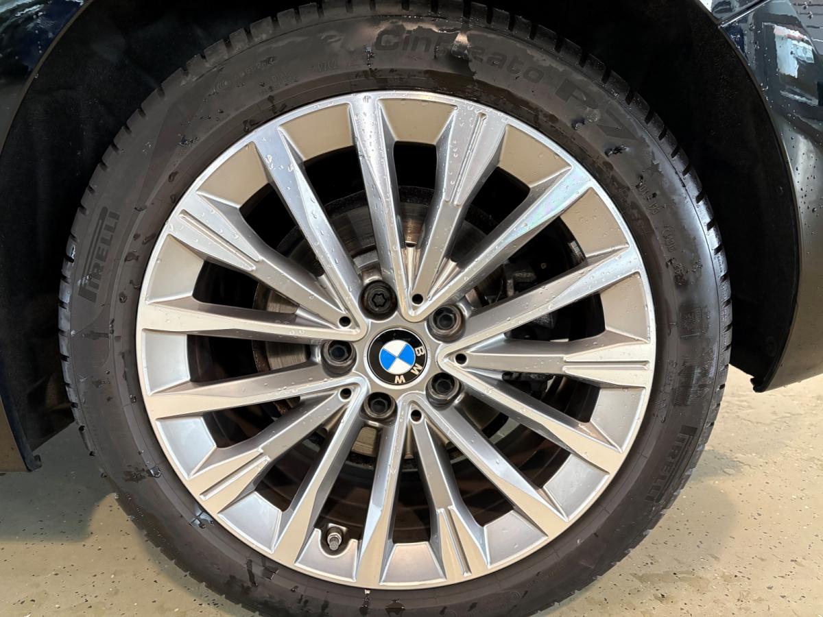 Originalaufnahme des Fahrzeugs Originalaufnahme des Fahrzeugs