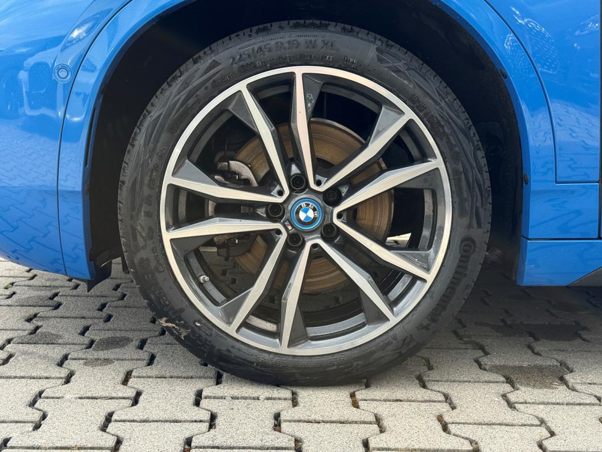 Originalaufnahme des Fahrzeugs Originalaufnahme des Fahrzeugs