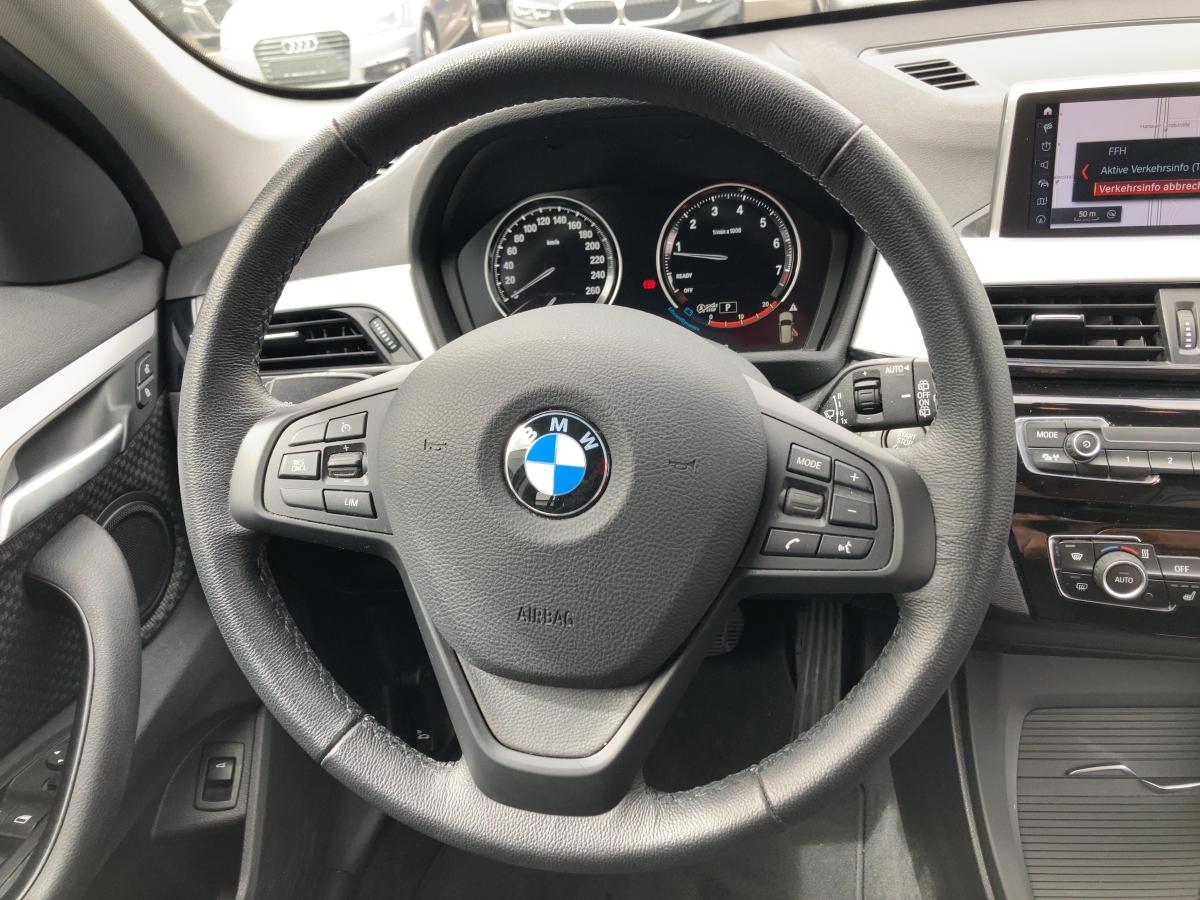 Originalaufnahme des Fahrzeugs Originalaufnahme des Fahrzeugs