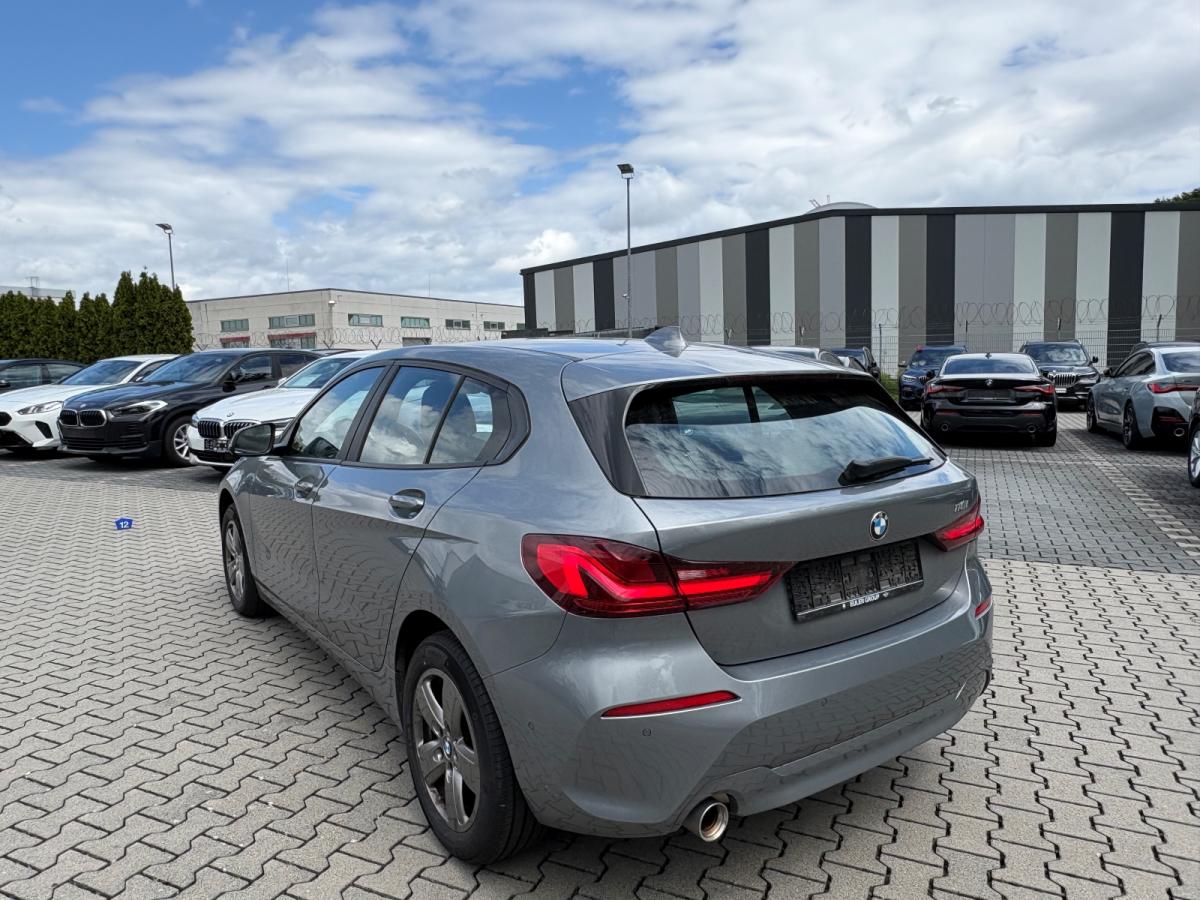 Originalaufnahme des Fahrzeugs Originalaufnahme des Fahrzeugs