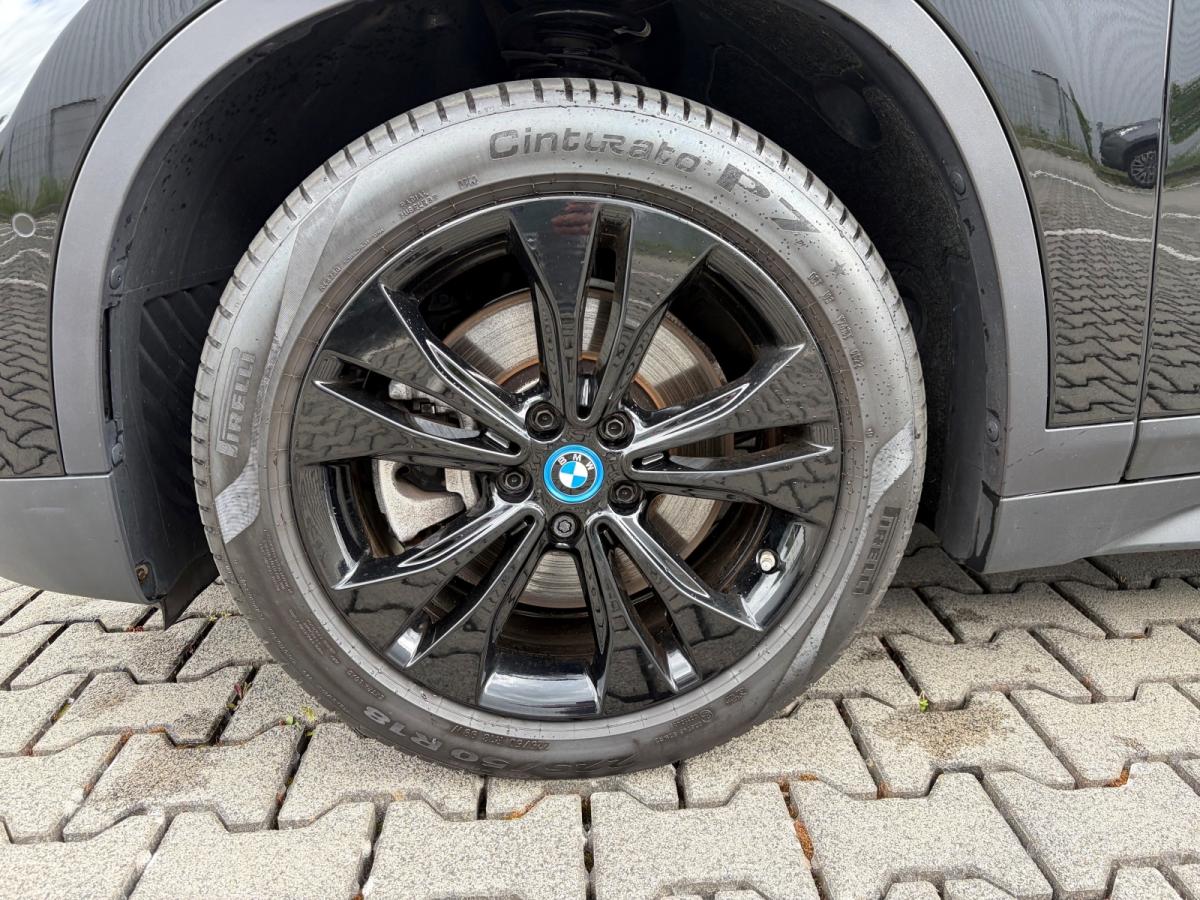 Originalaufnahme des Fahrzeugs Originalaufnahme des Fahrzeugs