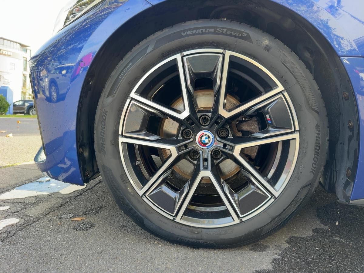 Originalaufnahme des Fahrzeugs
