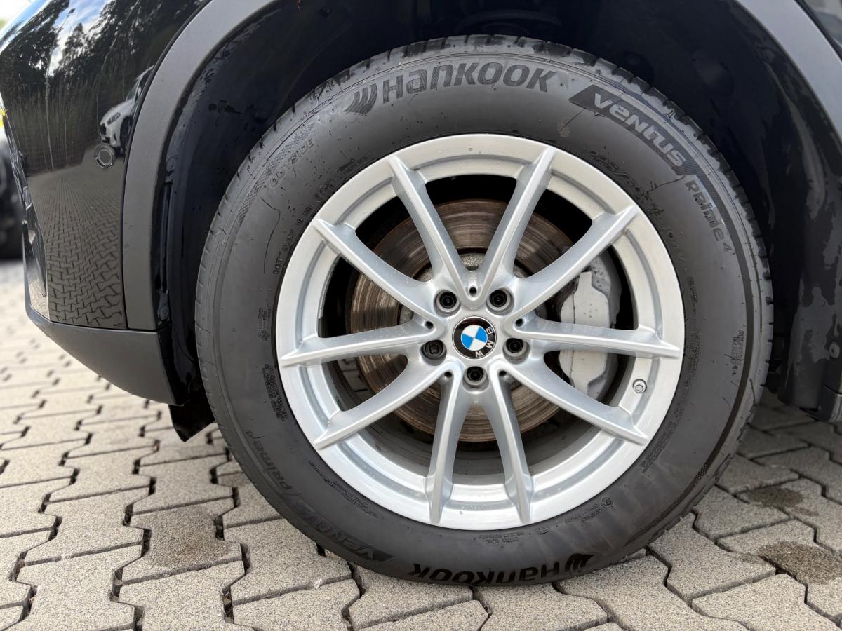 Originalaufnahme des Fahrzeugs