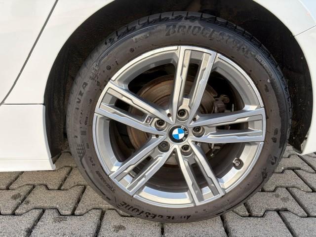 Originalaufnahme des Fahrzeugs