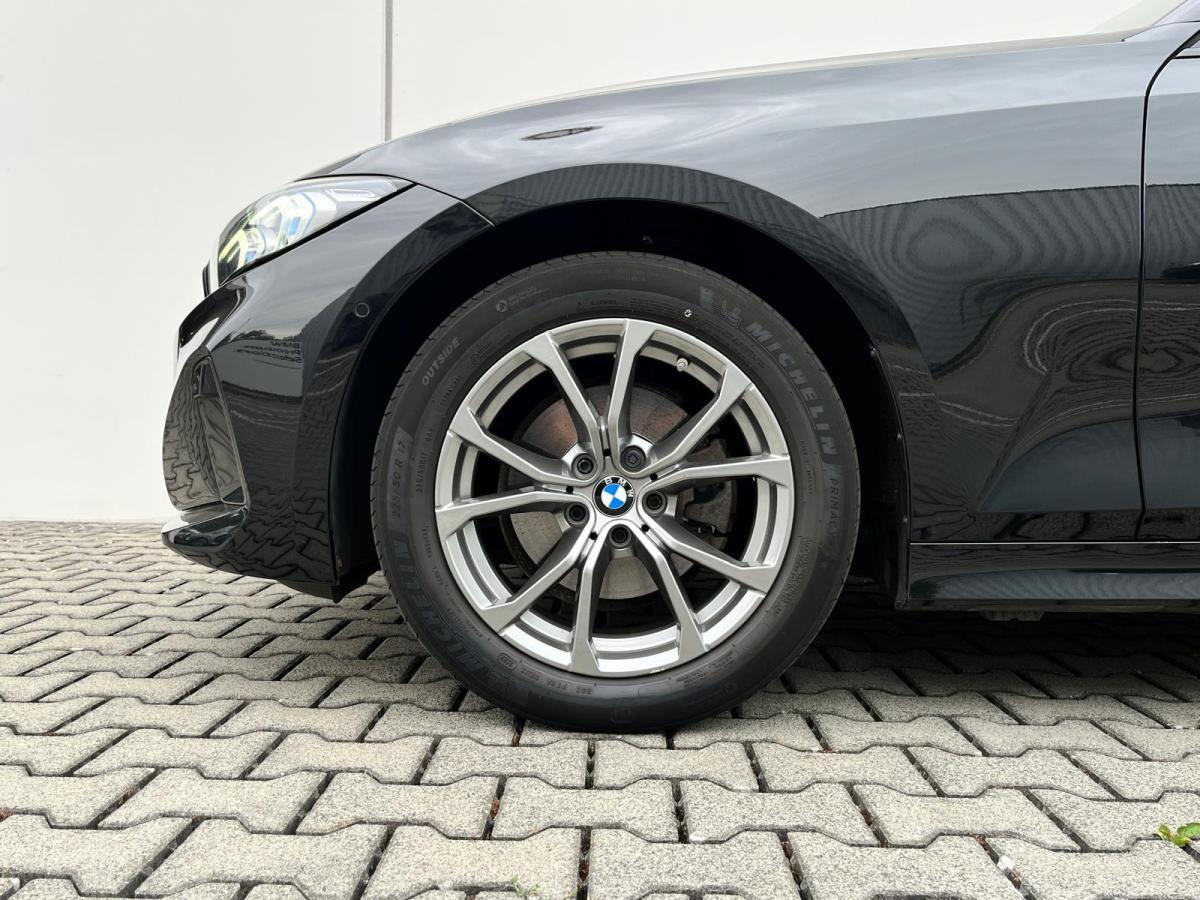 Originalaufnahme des Fahrzeugs