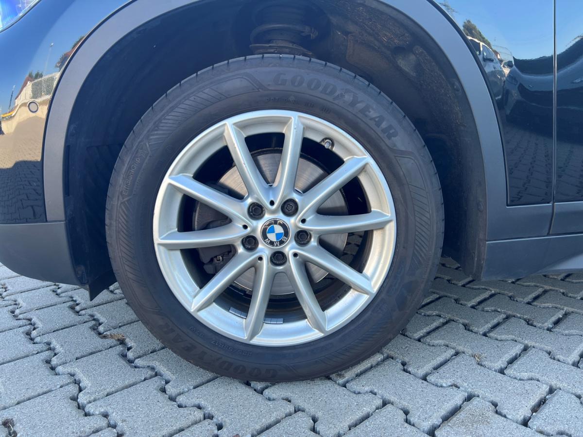 Originalaufnahme des Fahrzeugs Originalaufnahme des Fahrzeugs