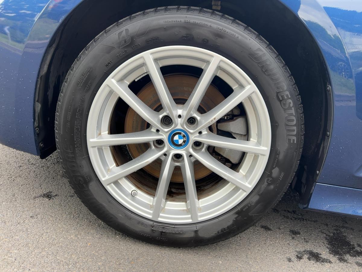 Originalaufnahme des Fahrzeugs Originalaufnahme des Fahrzeugs