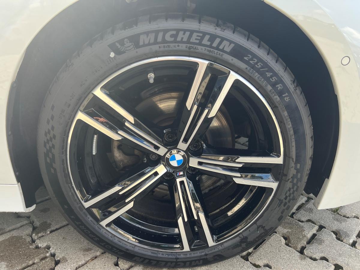 Originalaufnahme des Fahrzeugs
