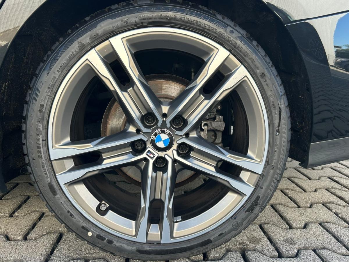 Originalaufnahme des Fahrzeugs Originalaufnahme des Fahrzeugs