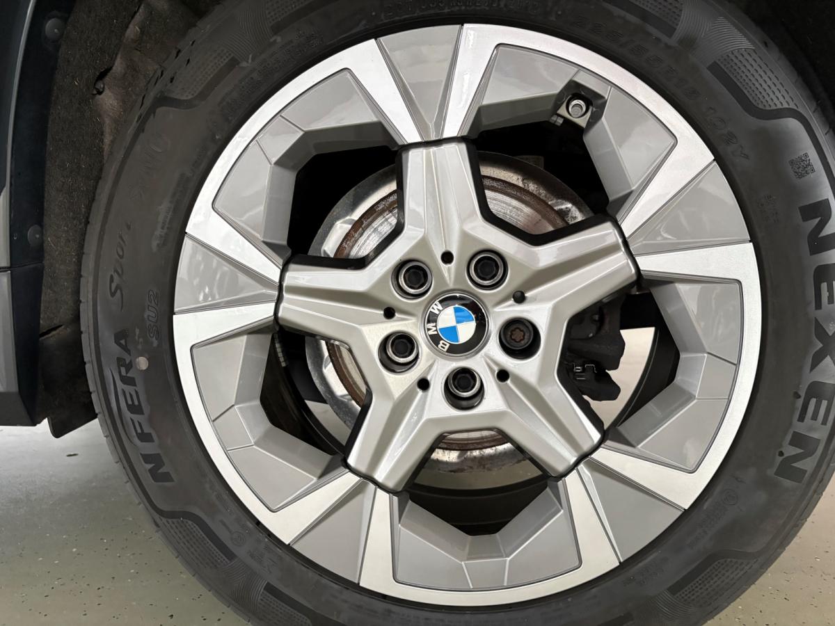 Originalaufnahme des Fahrzeugs Originalaufnahme des Fahrzeugs