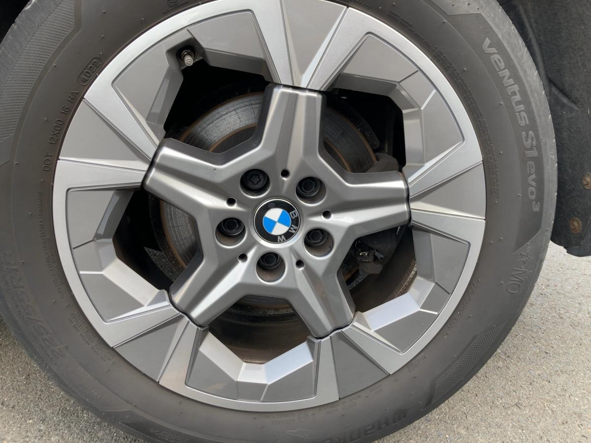 Originalaufnahme des Fahrzeugs Originalaufnahme des Fahrzeugs