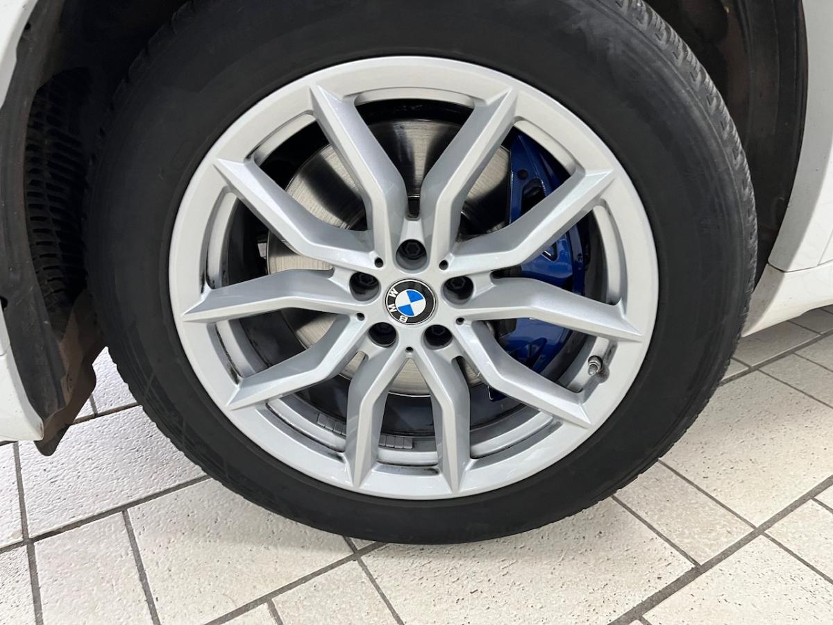 Originalaufnahme des Fahrzeugs Originalaufnahme des Fahrzeugs