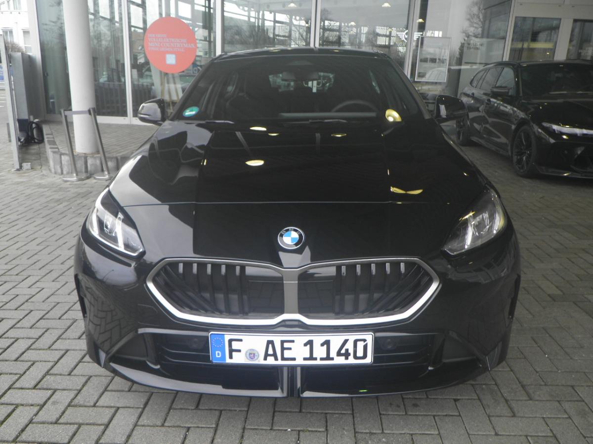 Originalaufnahme des Fahrzeugs Originalaufnahme des Fahrzeugs