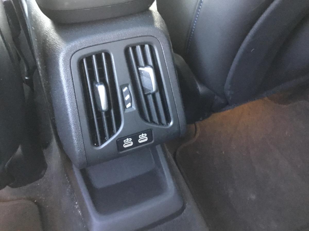 Originalaufnahme des Fahrzeugs Originalaufnahme des Fahrzeugs