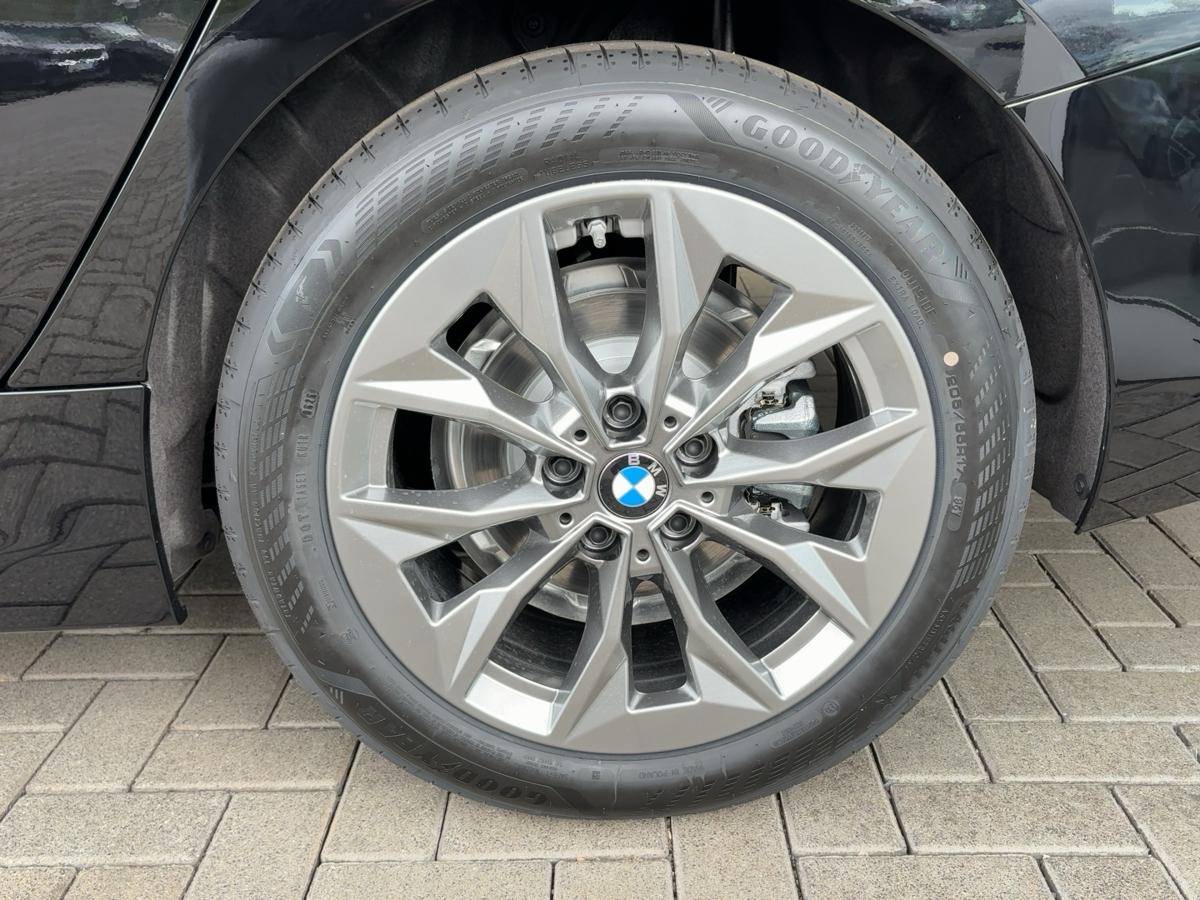 Originalaufnahme des Fahrzeugs Originalaufnahme des Fahrzeugs