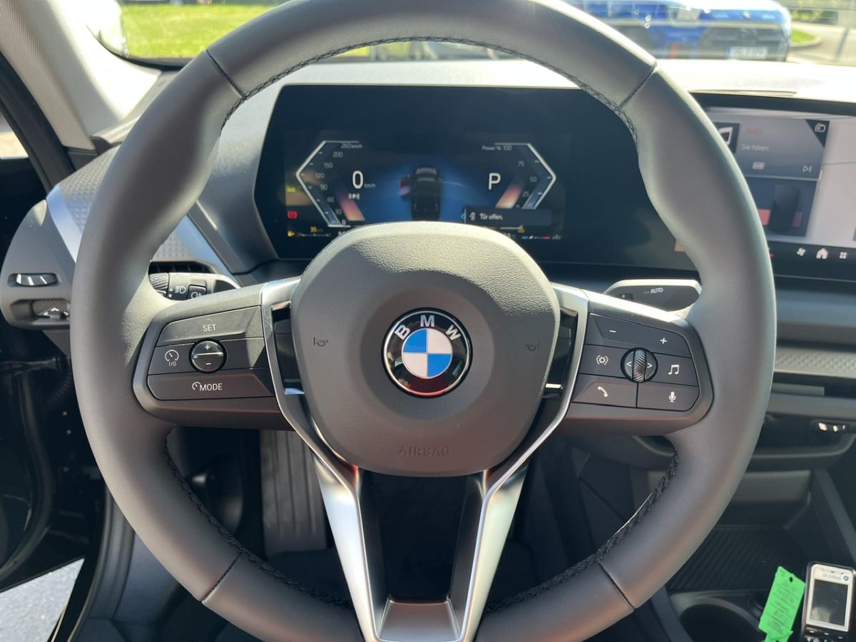 Originalaufnahme des Fahrzeugs Originalaufnahme des Fahrzeugs