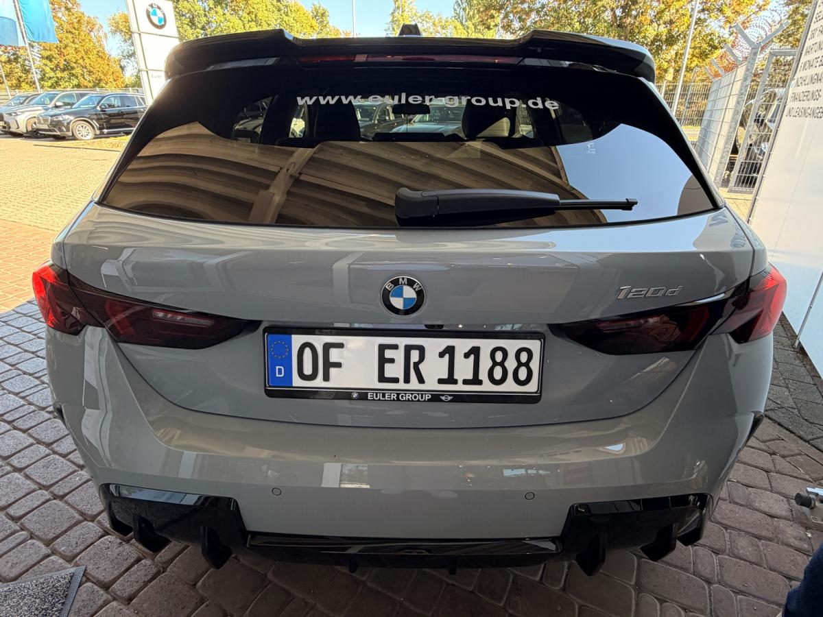 Originalaufnahme des Fahrzeugs