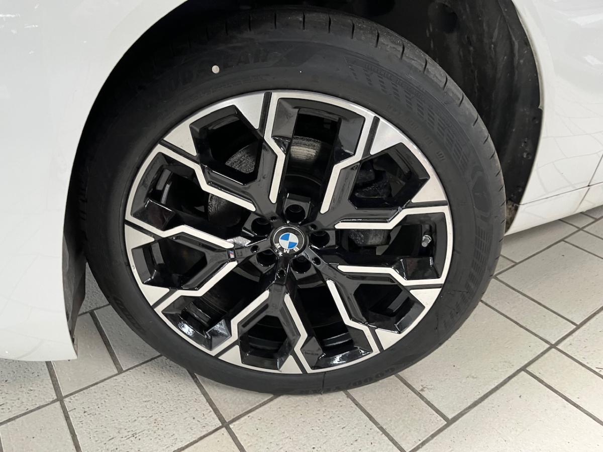 Originalaufnahme des Fahrzeugs Originalaufnahme des Fahrzeugs