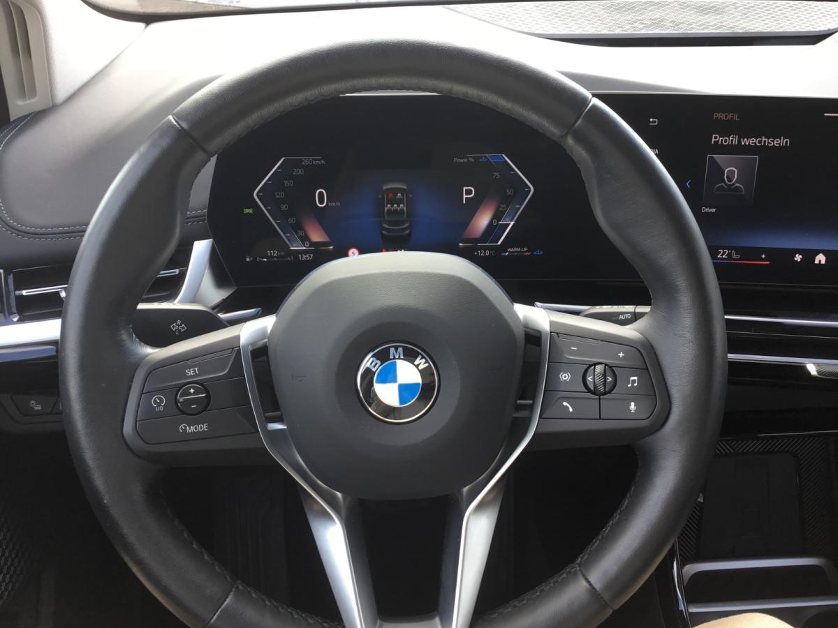 BMW 218i Active Tourer im Innenraum