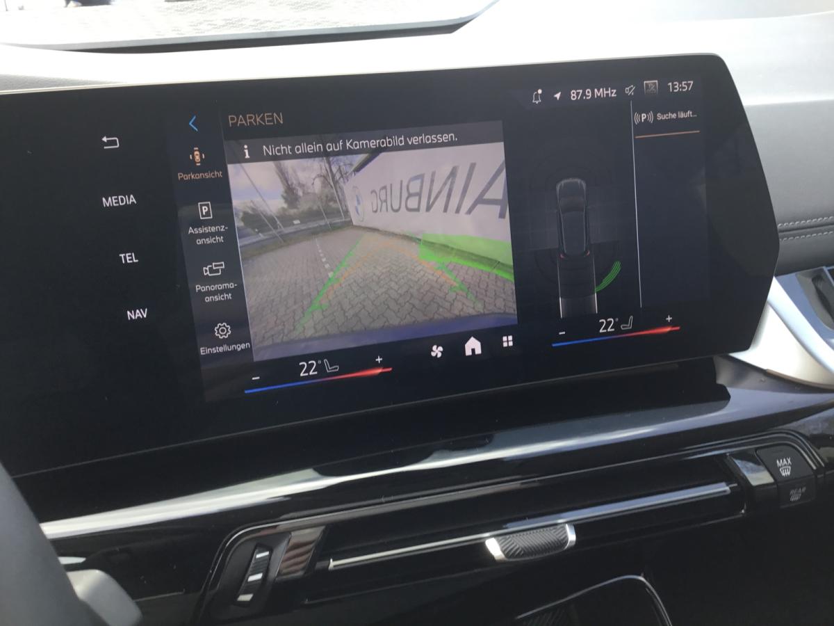 BMW 218i Active Tourer im Innenraum