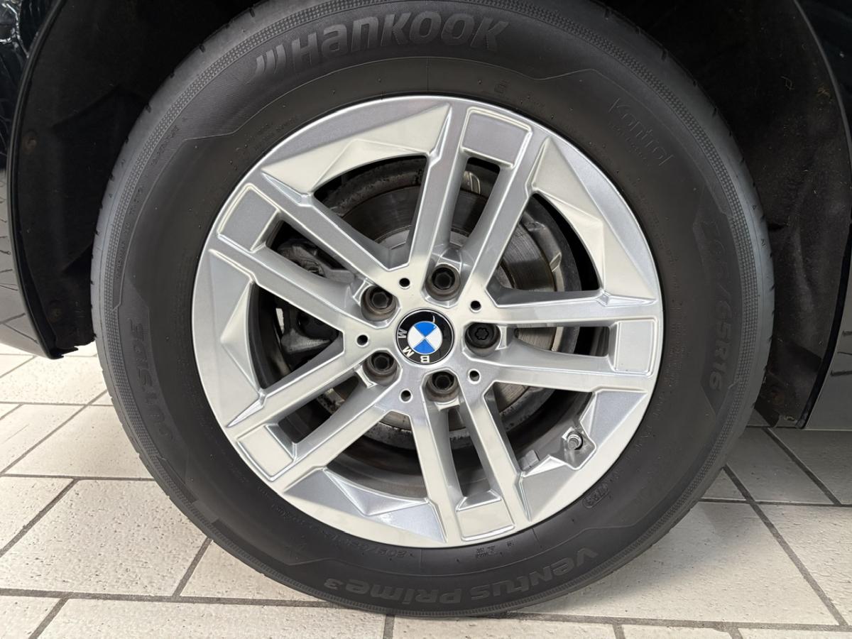 Originalaufnahme des Fahrzeugs Originalaufnahme des Fahrzeugs