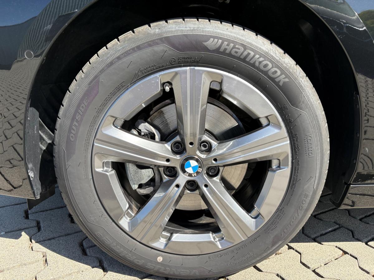 Originalaufnahme des Fahrzeugs Originalaufnahme des Fahrzeugs