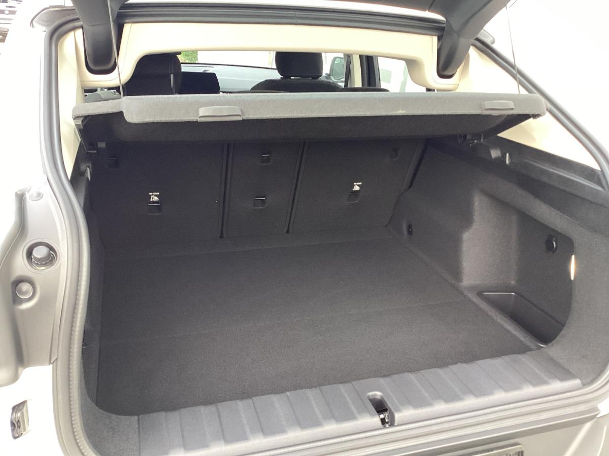 BMW X2 sDrive20i im Innenraum