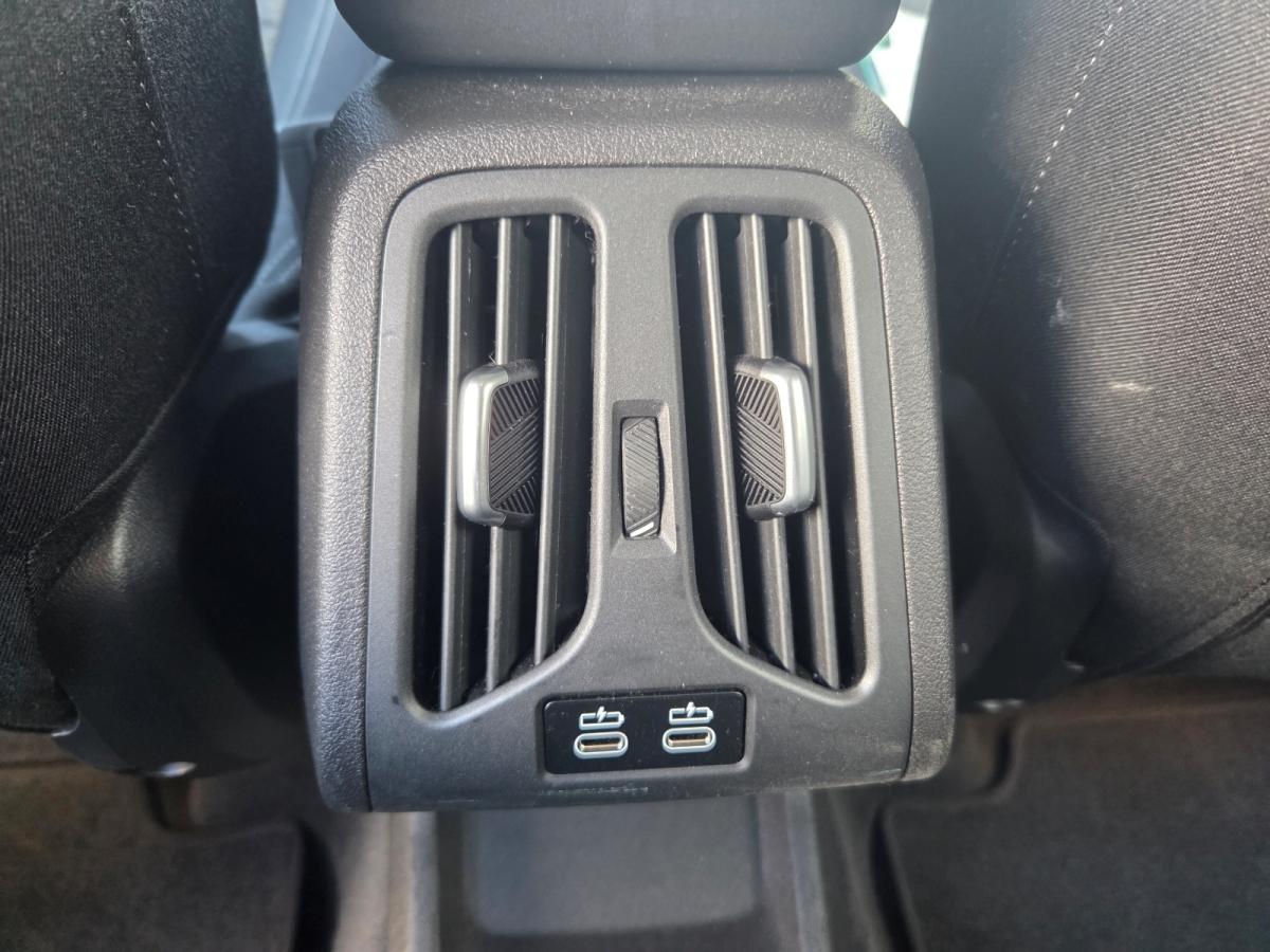 Originalaufnahme des Fahrzeugs Originalaufnahme des Fahrzeugs