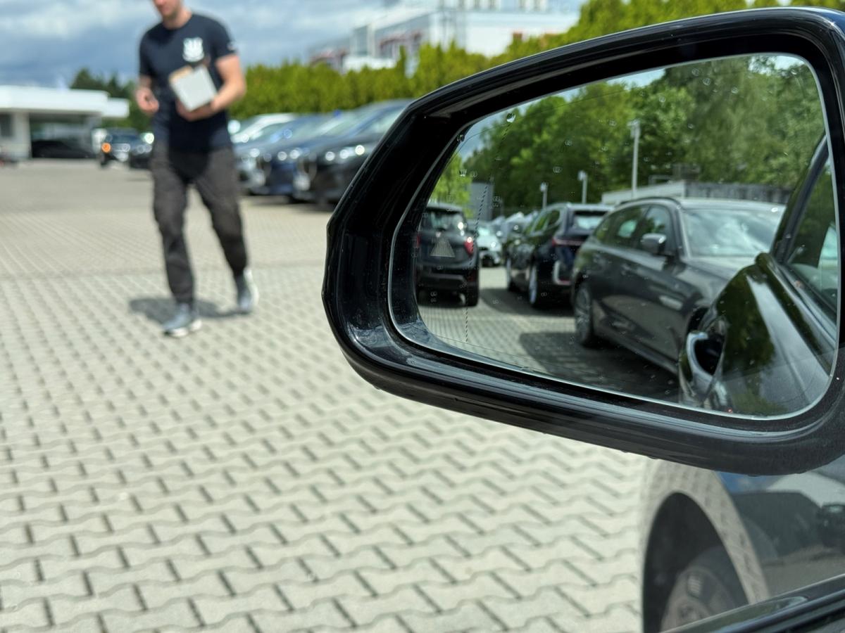 Originalaufnahme des Fahrzeugs Originalaufnahme des Fahrzeugs